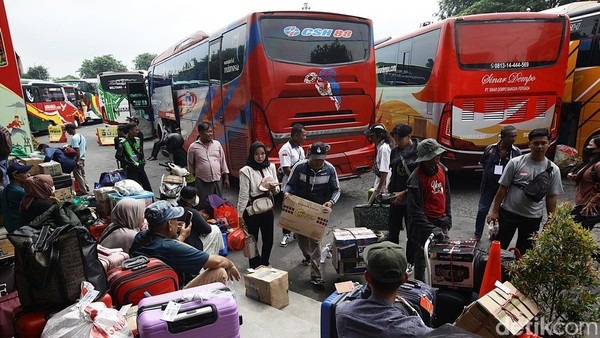 Arus mudik di terminal kalideres meningkat 1742972243185 169